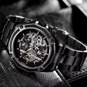 Mechanical, automatic watch