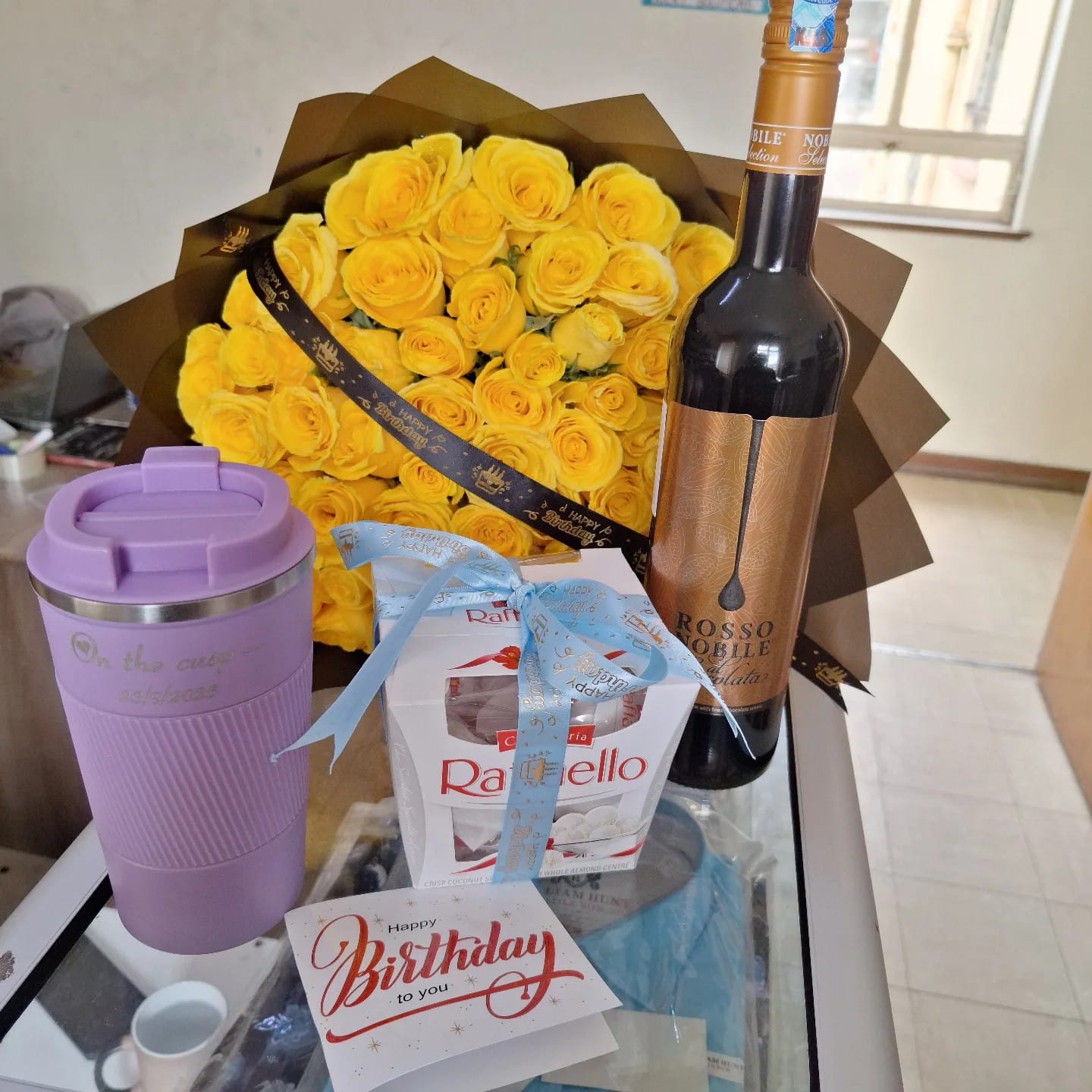 Her Birthday gift hamper