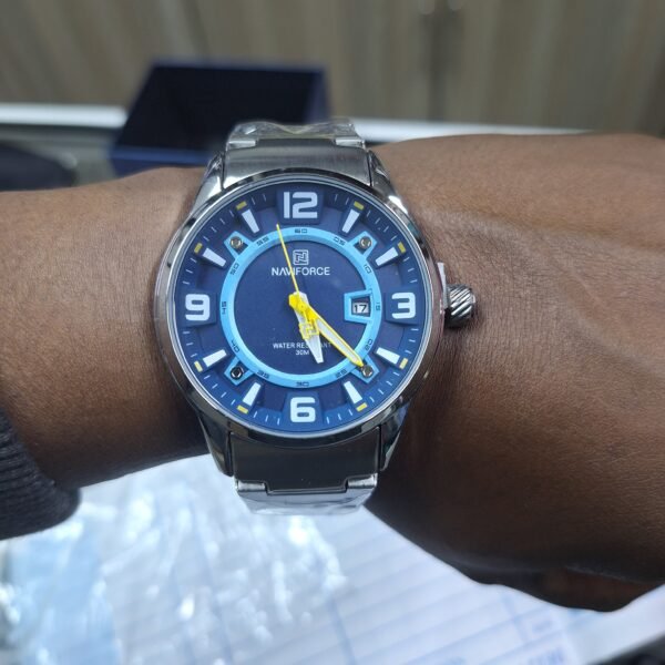 Classic men's watch - Image 2